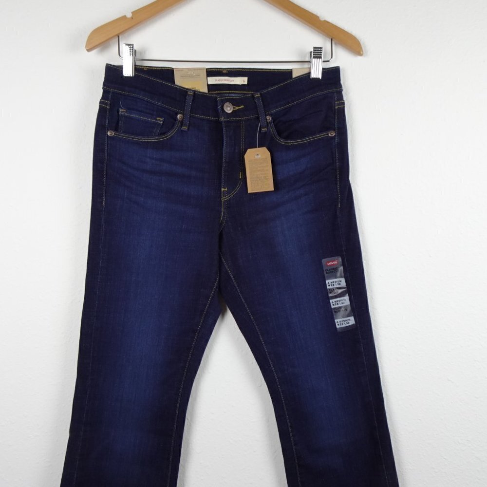 Levi's Classic Bootcut Jeans Women's Size 6 Blue Denim Stretch 28x32 - Picture 2 of 10